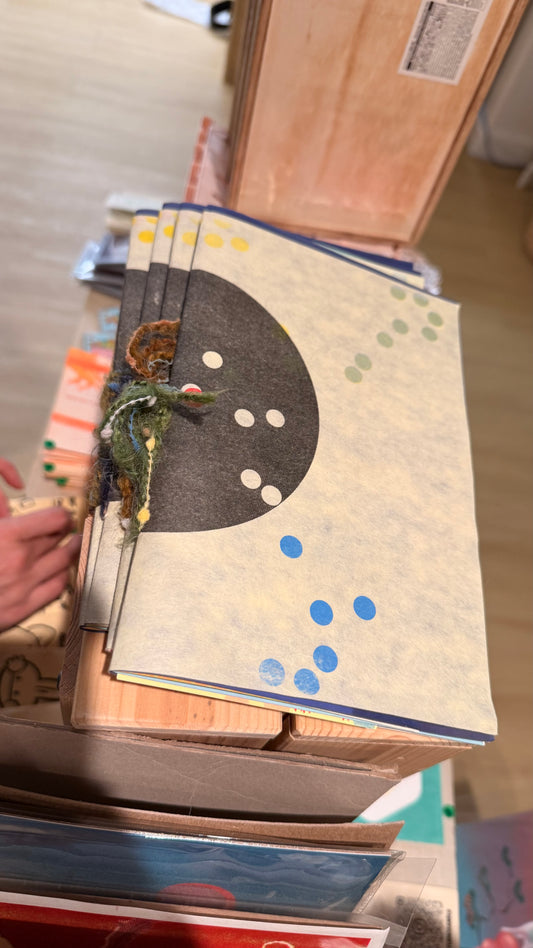 seeeat - new moon gathering zine